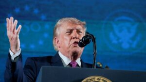 6a48891a71a06-donald-trump-041620957-16x91478772245018926097
